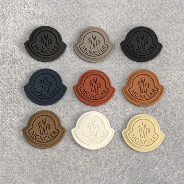 縫製モンクレールワッペン激安黒白ロゴシリコン製monclerワッペンブランド激安monclerワッペン 3点セット  ハンドメイド オリジナル