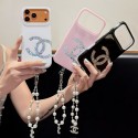 Chanel シャネルブランドiphone18 air 17 pro maxカバー ストラップ付レディース激安コピーブランドiphone18 pro 17 pro max 15 16ケースおすすめChanel シャネルiphone18 17 16 15 14/13/12 pro maxケースブランドパチモン韓国ハイブランドアイフォン18 17 16 15 pro max airケース高品質