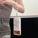 Chanel シャネルブランドiphone18 air 17 pro maxカバー ストラップ付レディース激安コピーブランドiphone18 pro 17 pro max 15 16ケースおすすめChanel シャネルiphone18 17 16 15 14/13/12 pro maxケースブランドパチモン韓国ハイブランドアイフォン18 17 16 15 pro max airケース高品質
