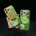 Gucci ペアお揃いスタンド付きiphone18 pro max 17 pro 16 plusケースグッチブランドiphone18 air 17 pro maxカバー メンズレディース激安コピーカップル愛用iphone18 17 16 15 14/13/12 pro maxケースブランドパチモン韓国ハイブランドグッチアイフォン18 17 16 15 pro max airケース高品質