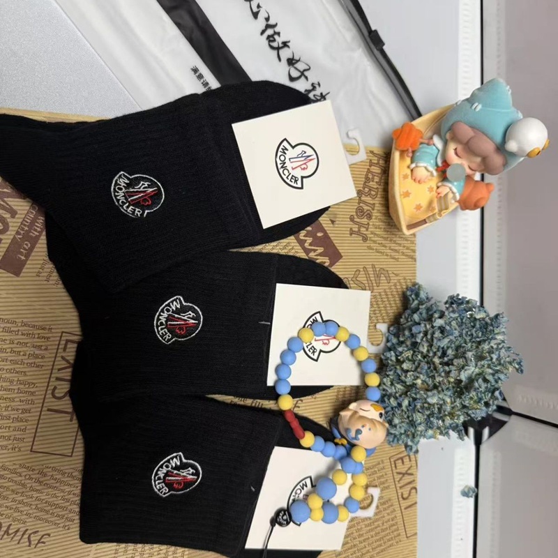 3足セット白黒グレー ソックス モンクレールmonlcer